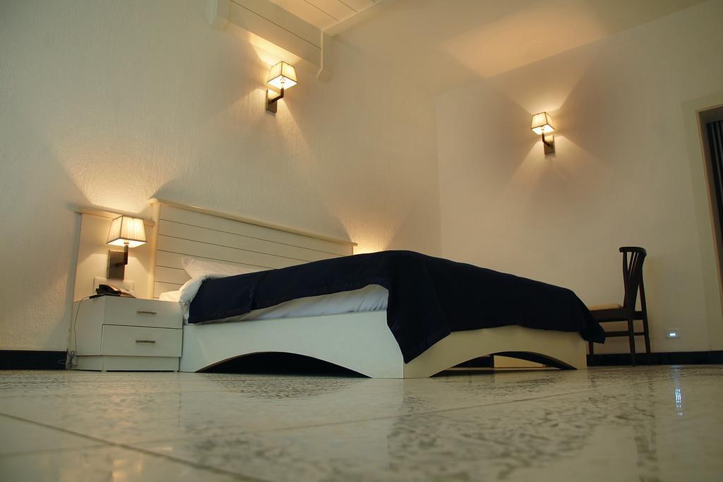 Blue Waters Hotel Kundapur Phòng bức ảnh