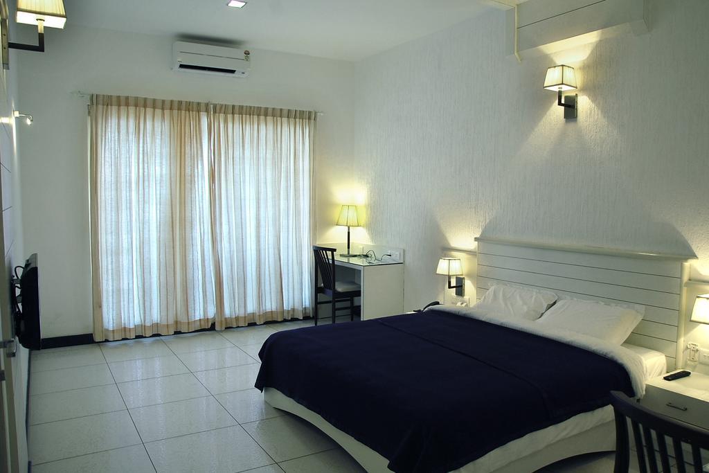 Blue Waters Hotel Kundapur Phòng bức ảnh